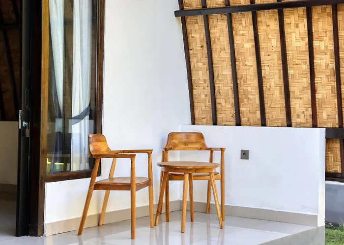 Puri Garden Penida 3*